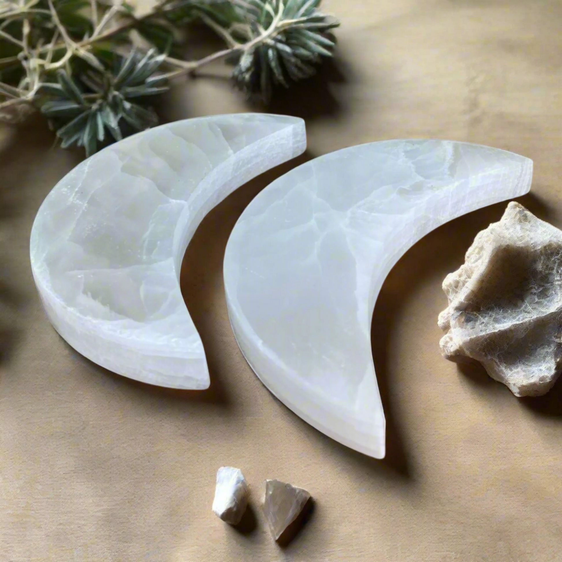 10cm Selenite Crescent Moon – Radiant Crystal for Serenity, Peace, and Energy Cleansing