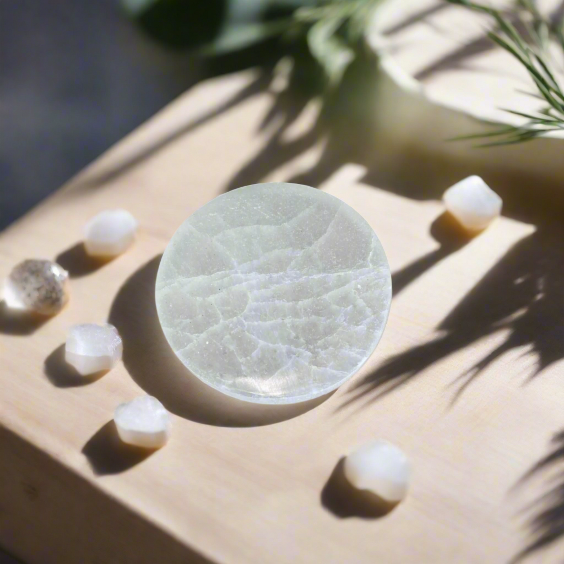 Selenite Charging Plate